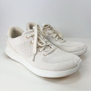 Kizik Women’s Lima Sneakers White Crème size 10 Slip-On Shoes